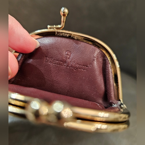 Etienne Aigner Elegant Vintage Burgundy Leather Cigarette Holder - Picture 3 of 5